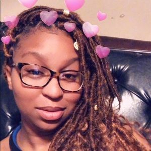 Meet your Posher, Toya